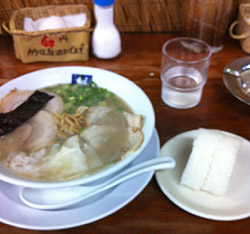 魁龍ラーメン