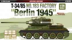 T-34/85 第183工場製 ベルリン1945年