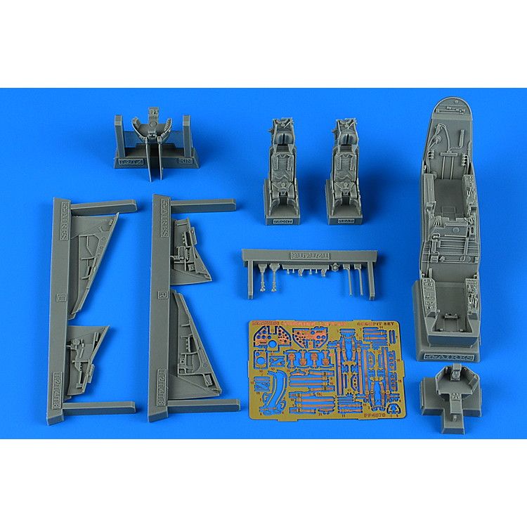 【新製品】4870 1/48 ハリアー T.4/T.4A コクピット (キネティック用)