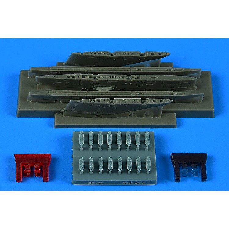 【新製品】4919 1/48 ノースロップ RF-5E タイガーII パイロン&ランチャーセット(AFVクラブ用)