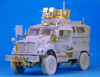 【新製品】[2009433512355] LF1235)4×4 MRAP エムラップトラック 耐地雷待ち伏せ防護車両