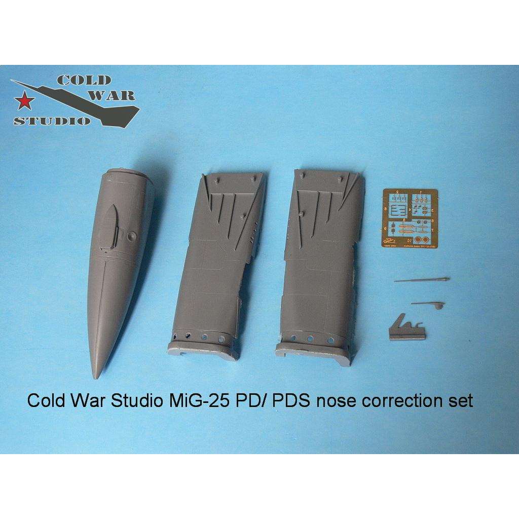 【新製品】CWS48004 ミグ MiG-25PD/PDS フォックスバット ノーズ形状修正セット