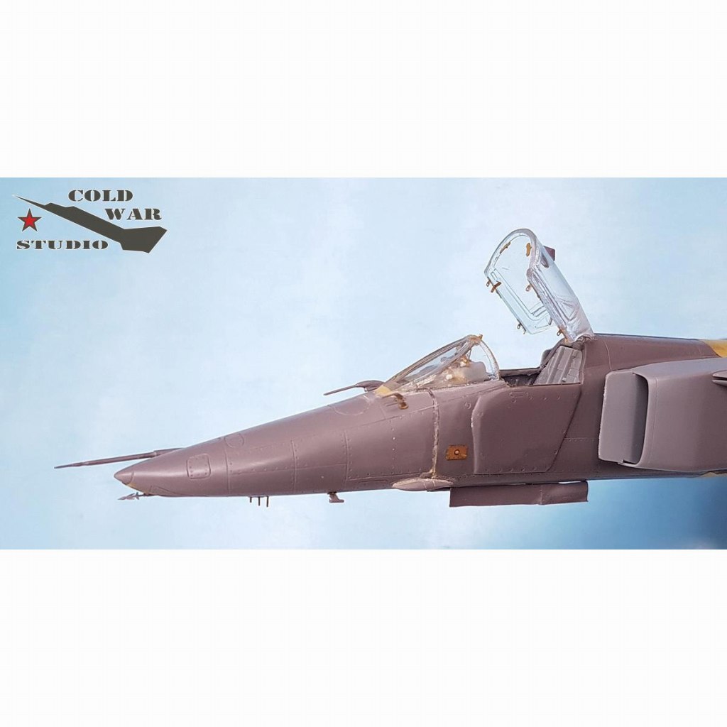 【新製品】CWS48009 ミグ MiG-27 フロッガーD ノーズ形状修正セット